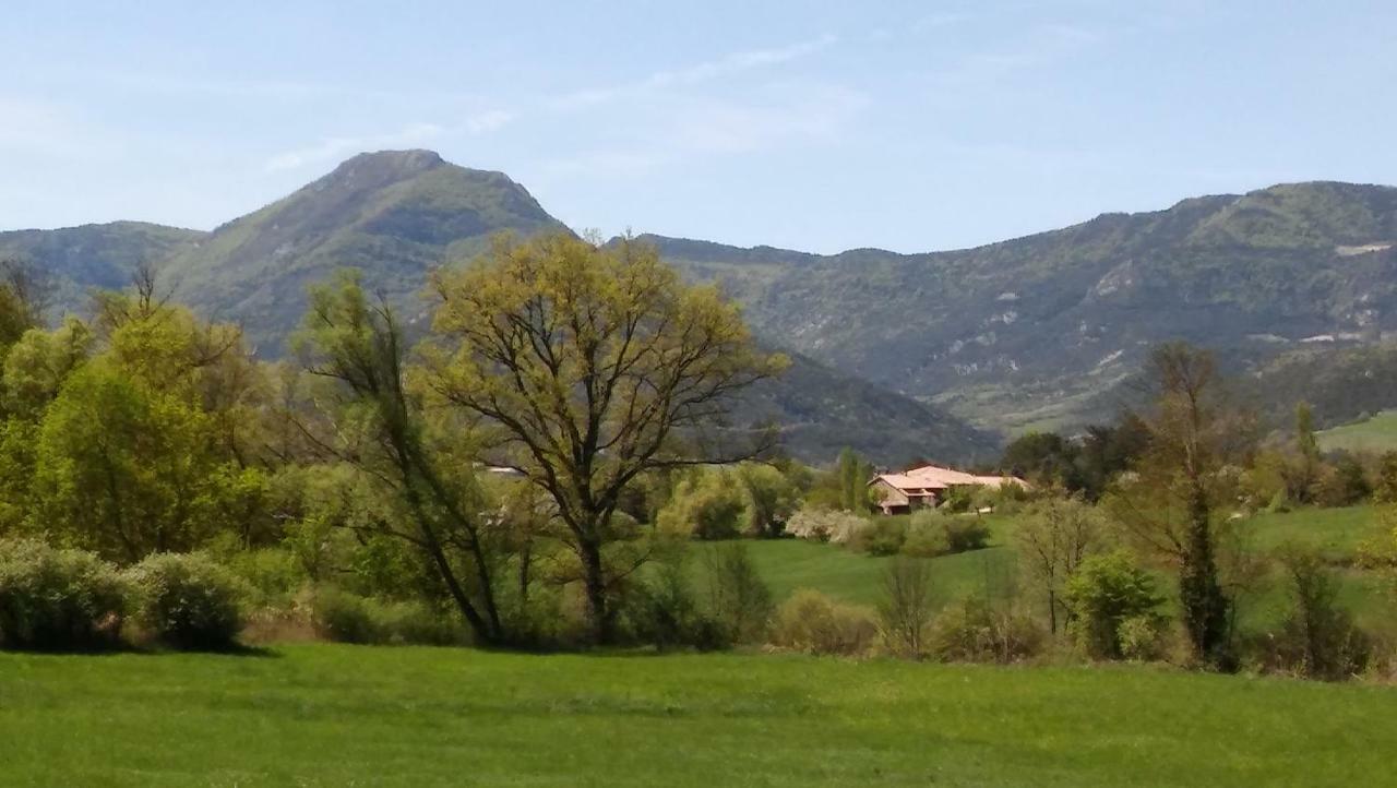 Gites Chameyer Rosans Exterior photo